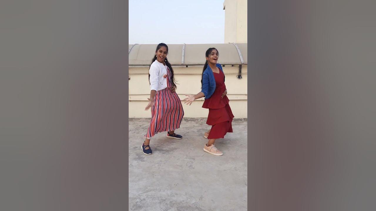 Choopultho gucchi gucchi π₯π₯# ravi teja # idiot movie # trending youtube short Choopultho gucchi gucchi π₯π₯# ravi teja # idiot movie # trending youtube short