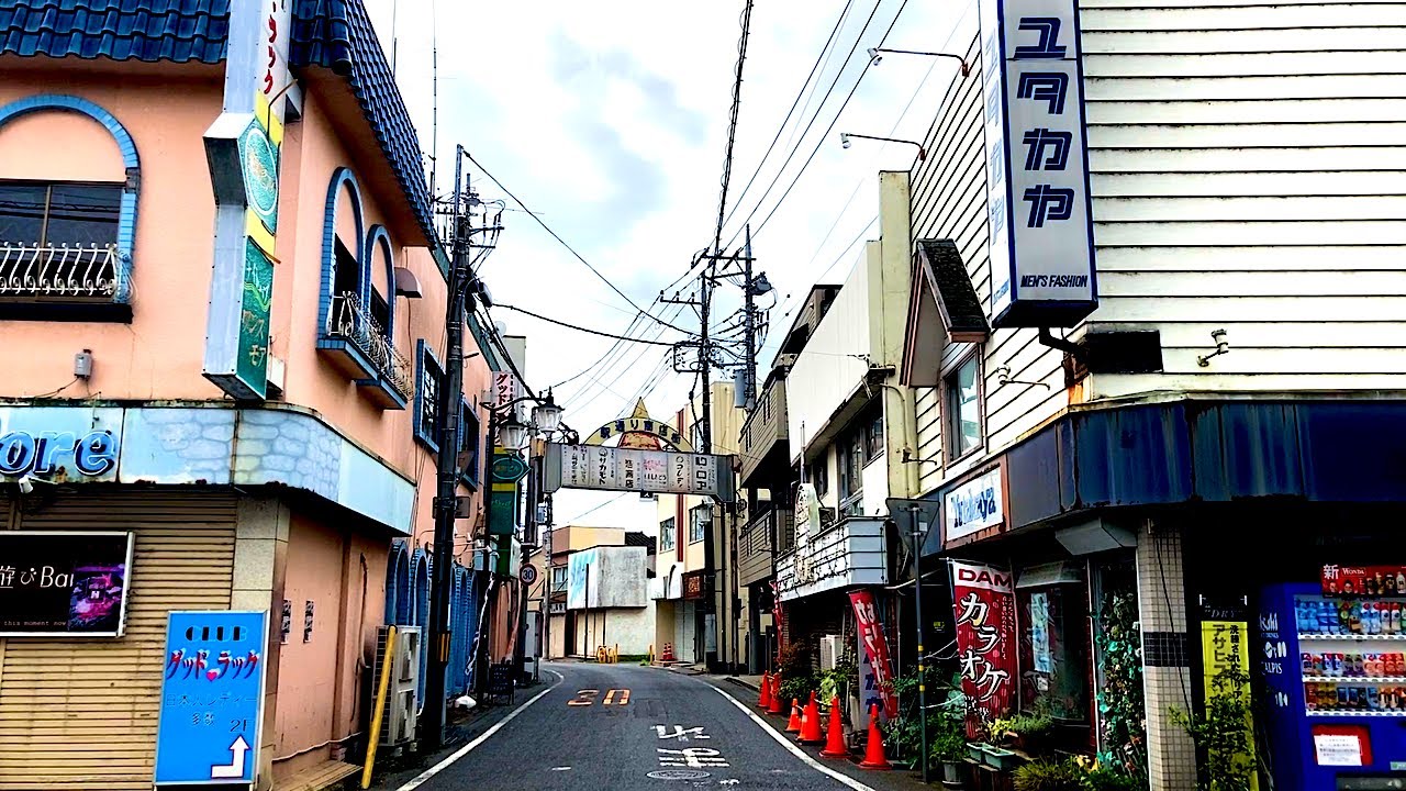 水海道商店街 昭和レトロな商店街の街並み 茨城県常総市水海道 - YouTube