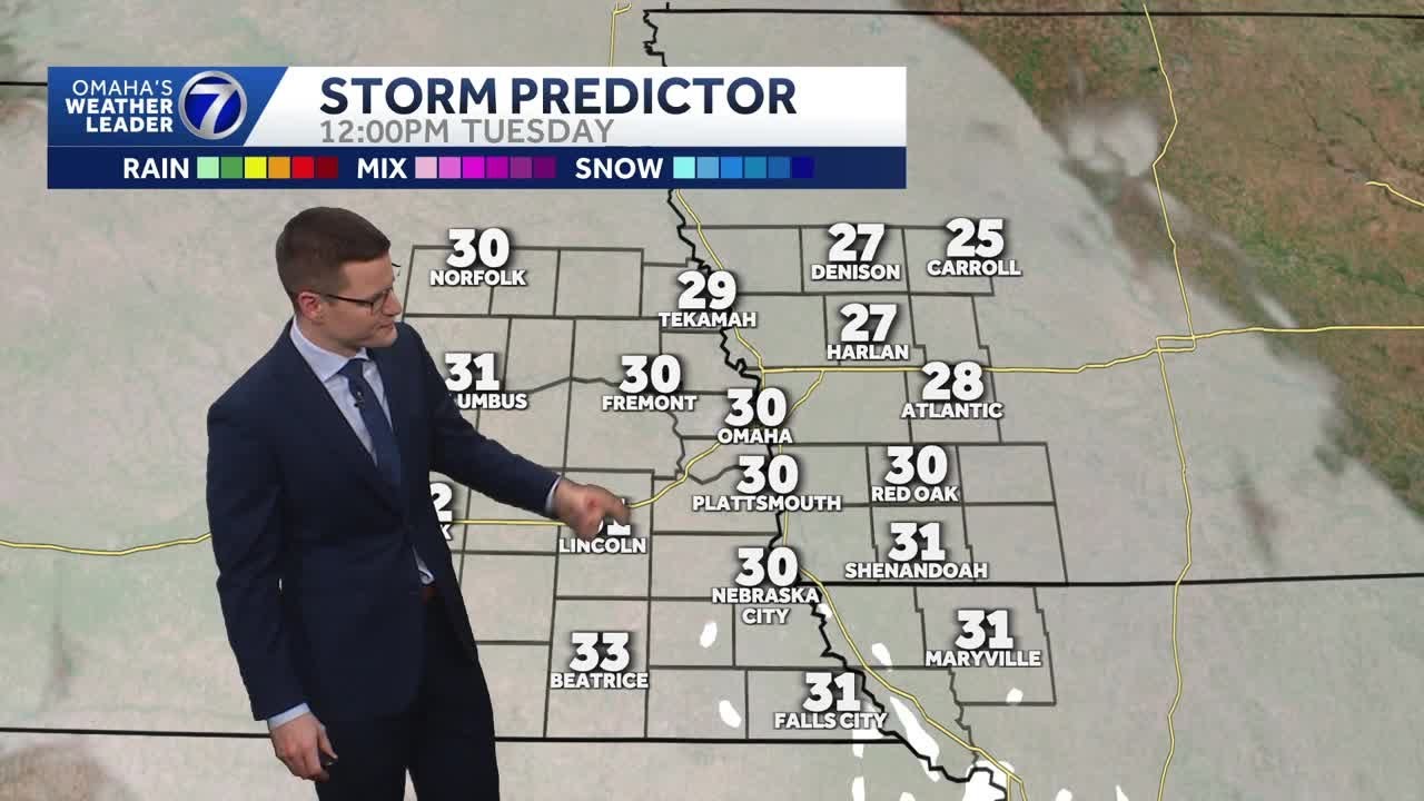 Cloudy and colder Tuesday, small snow chance for Omaha area - YouTube
