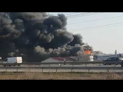 Incendiu puternic la marginea Craiovei