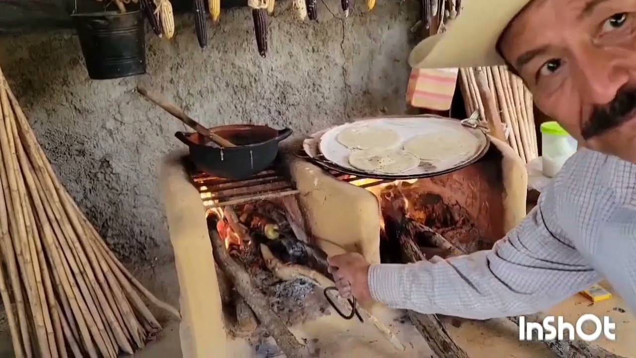 hoy me sorprendió alguien  en mi Ranchito