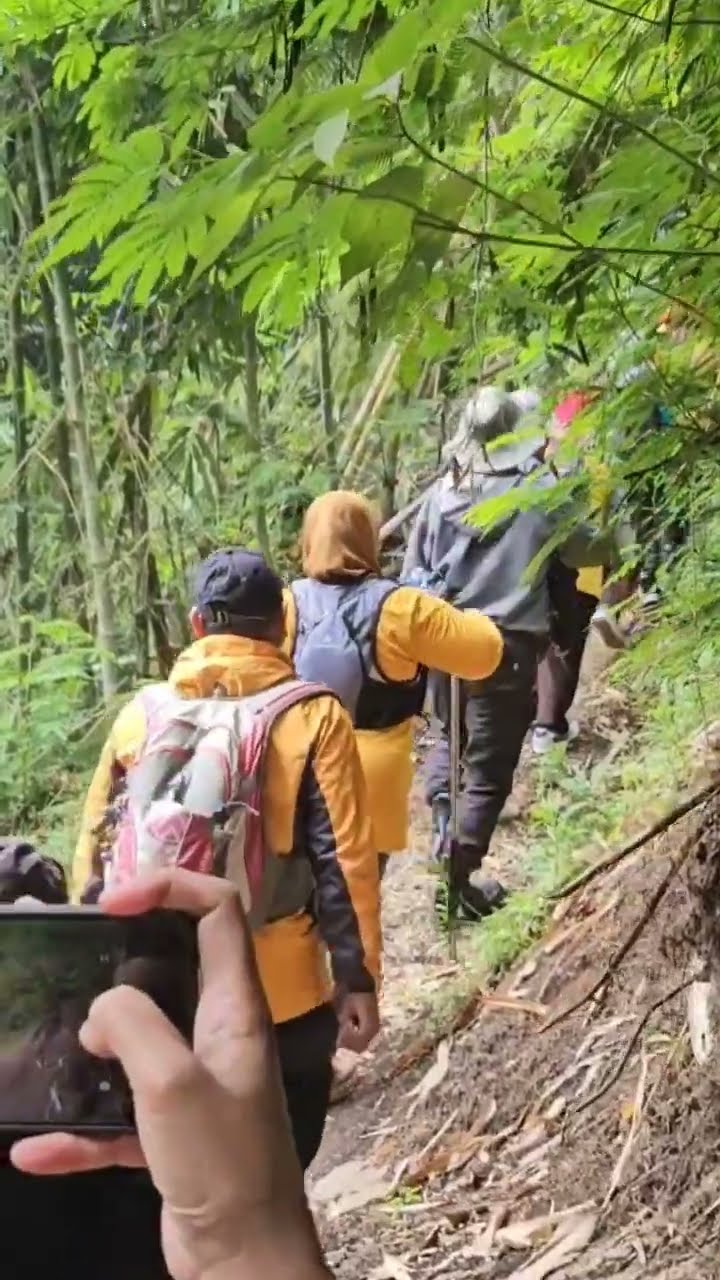 Pendakian Ke Gunung Guntur Garut