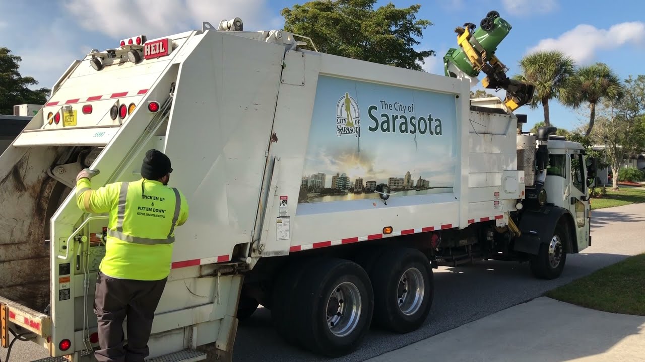Sarasota Mack LR Heil Multipack Garbage Truck On 30 Rehrigs +More