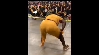 Out of Control Mom Twerks at Son’s graduation