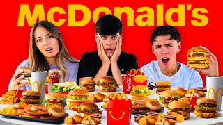 Abbiamo ORDINATO e MANGIATO tutto il MENÙ del McDonald’s (*COSTOSO*) 🍔