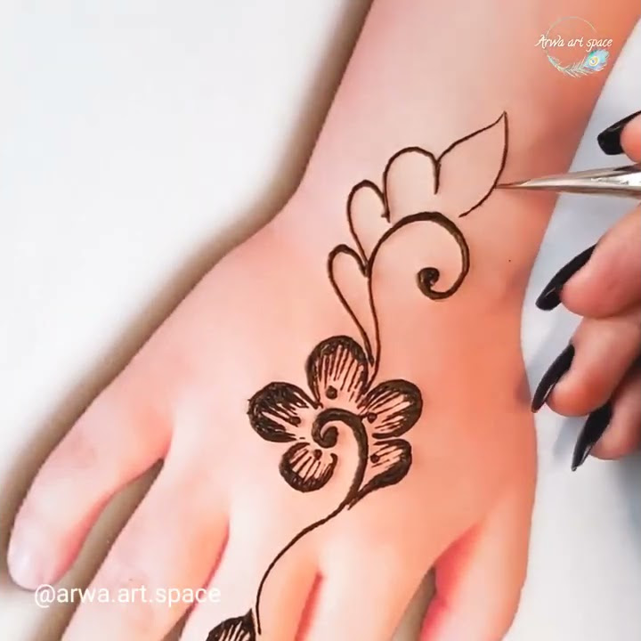 أسهل نقش الخطفة للصغار سهل جداً للمبتدئات بالحنه الطبيعيةEasy Simple Mehndi Design |Mehendi| Designs