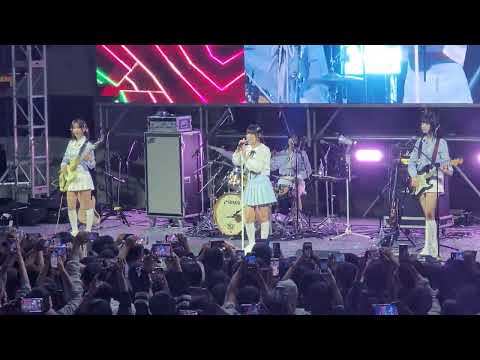 직캠 QWER Discode 마산대축제 20241017