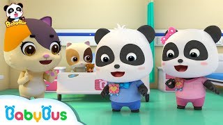 baby kitten is scared of hospital be a brave kid doctor pretend play panda cartoon babybus