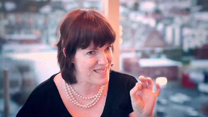 Robyn Gallagher  - Blogging