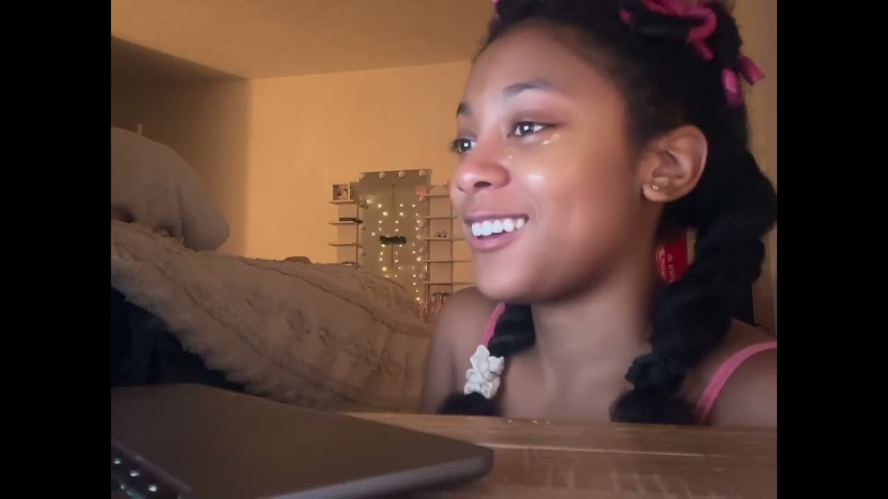 Yellow Paper Reflection Video