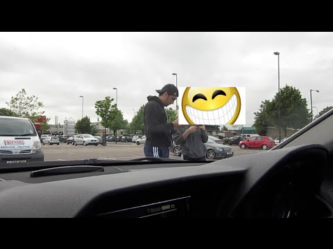 I GOT INTO A CAR CRASH ! - YouTube