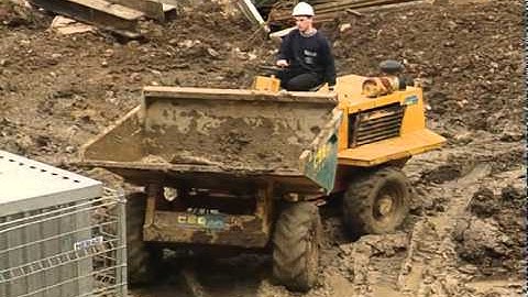 TN-92-025-018.m4v | Thames News Archive Footage