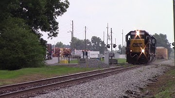 Killer Horn Show on CSXT F732 GP40-2 Slugset as they Head in for the weekend