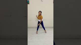 #dance4fun #shorts#dance #bappilahiri #nehabhasin #aslameisqum#ranveersingh #arjunkapoor 😍