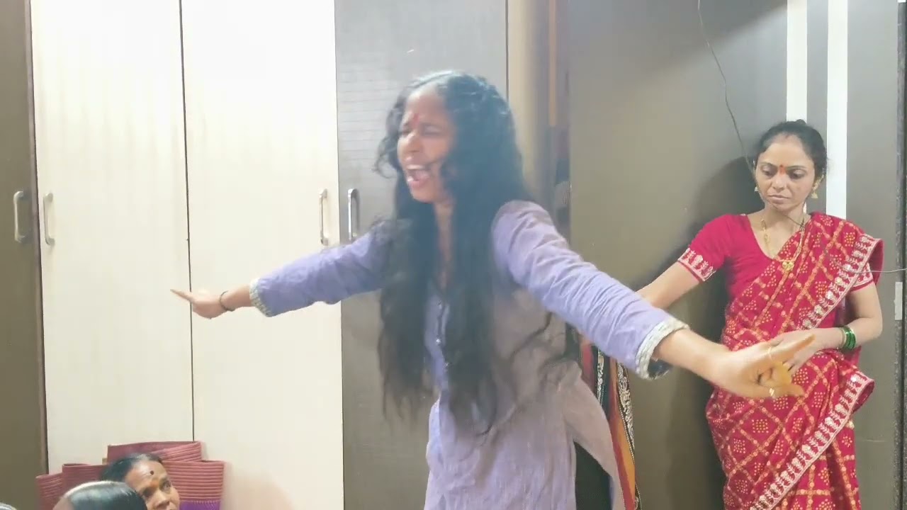 इंगवले आईच्या घरी आरती चा कार्यक्रम आणि तिथे आमच्या मायलेकीचं वार 💁‍♀️#jodimylekichi 