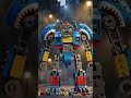 Máy Bán Hàng Lego Nổ Tung: Cá Mập Khổng Lồ Nuốt Cậu Bé Biến Thành Robot Thomas Shark Siêu Lầy!