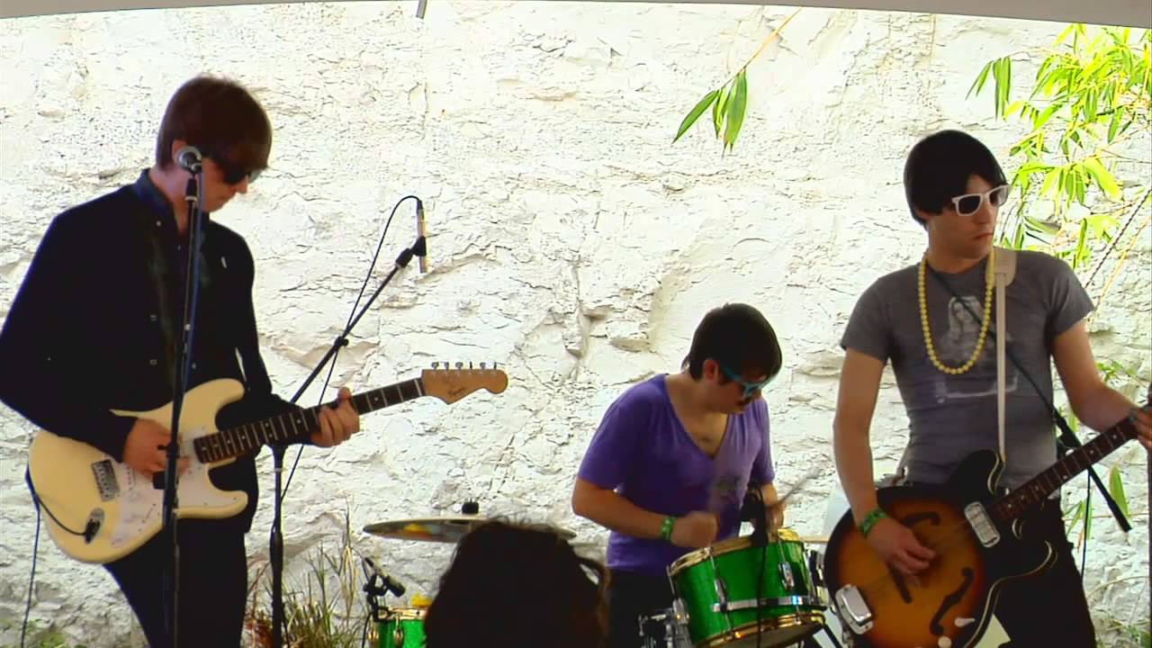 Watch Jeremy Jay - Gallop - 3/21/2009 - Club de Ville on YouTube