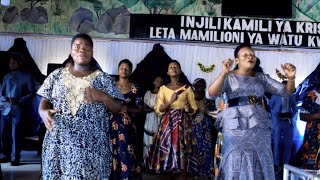 MZEITUNI - MKEMWEMA CHOIR (LIVE PERFORMANCE IN KASULU CHURCH)
