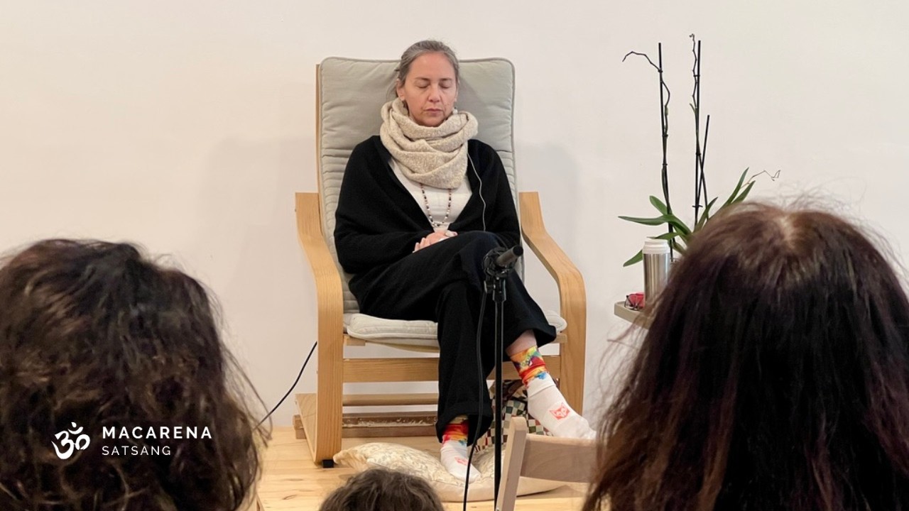 Satsang con Macarena. 