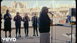Cat Burns - sleep at night with House Gospel Choir (Live From Southbank)
