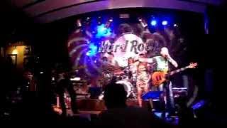 SWEET CHILD OF MINE (GUNS N' ROSES COVER) SOUND ON FIRE@HARD ROCK CAFE.flv