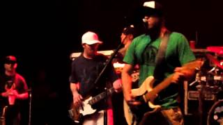 Slightly Stoopid - Closer to the Sun (Dopest Thing Ever Tossed Onstage) live at the LC Pavilion March 16, 2013