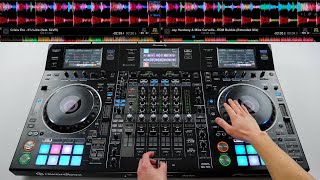 PRO DJ DOES INSANE MIX ON $3,000 DJ GEAR! - Fast and Creative DJ Mixing Ideas Resimi