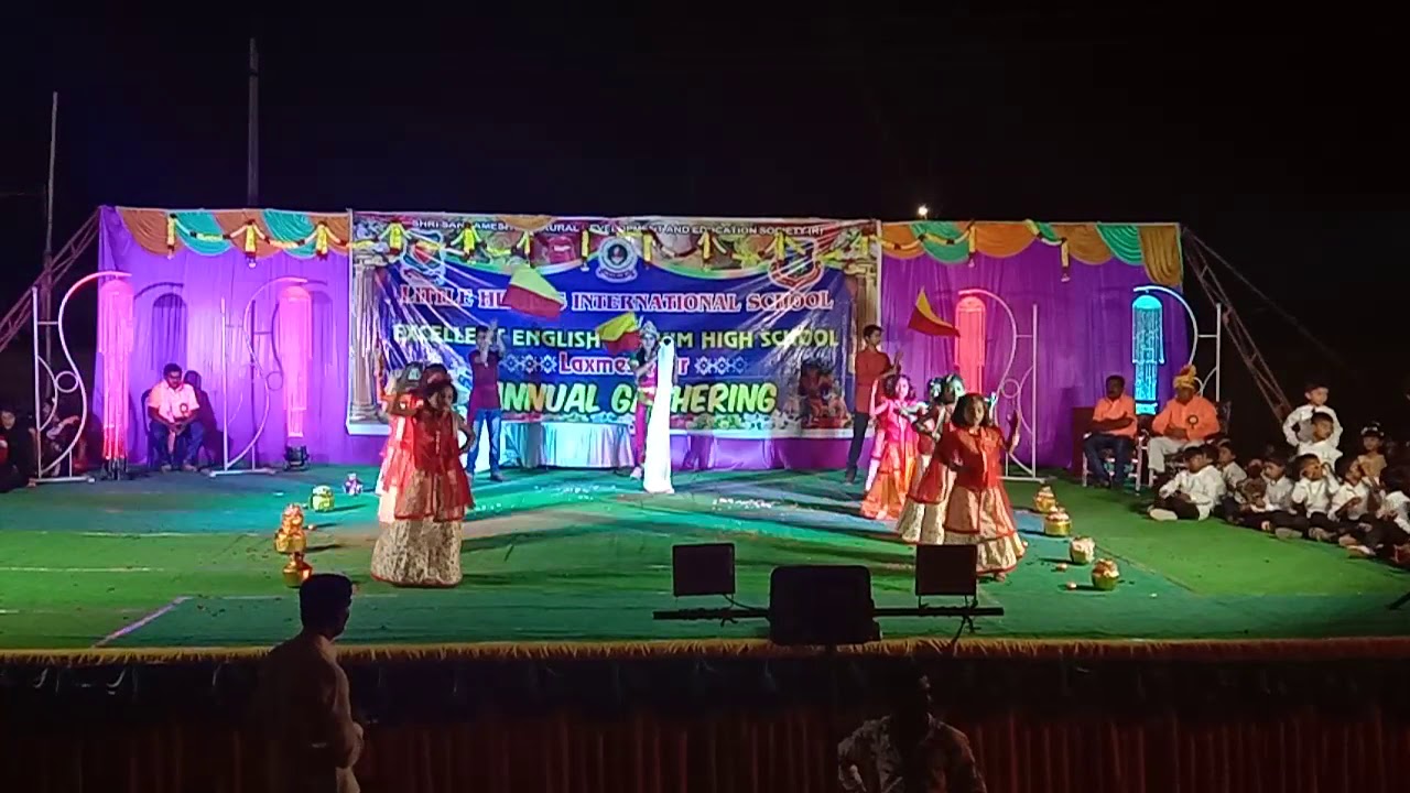 2 nd B girls dance kannada nadina jeevanadi kaveri YouTube