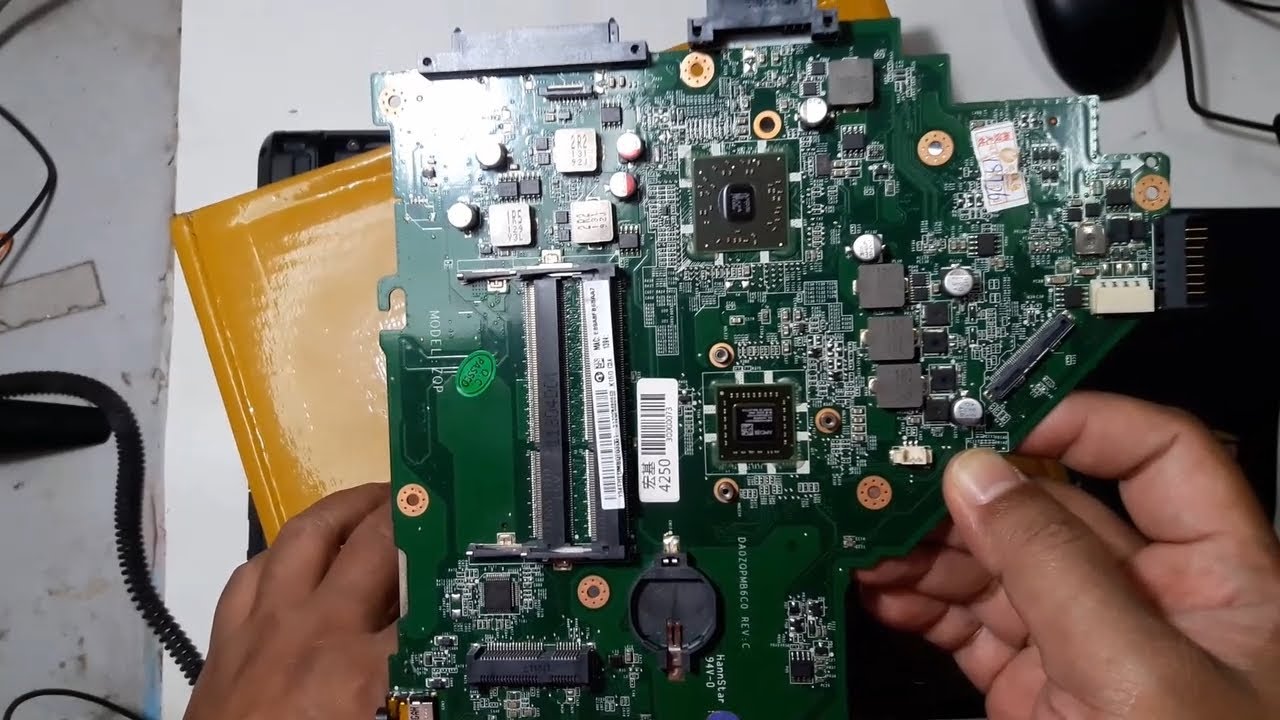 Motherboard Replacement | Laptop Acer 4250 | Motherboard Rosak - YouTube