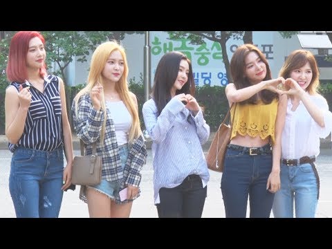 레드벨벳(Red Velvet), '미모에 심쿵 하트에 심쿵' ('뮤직뱅크 출근길')