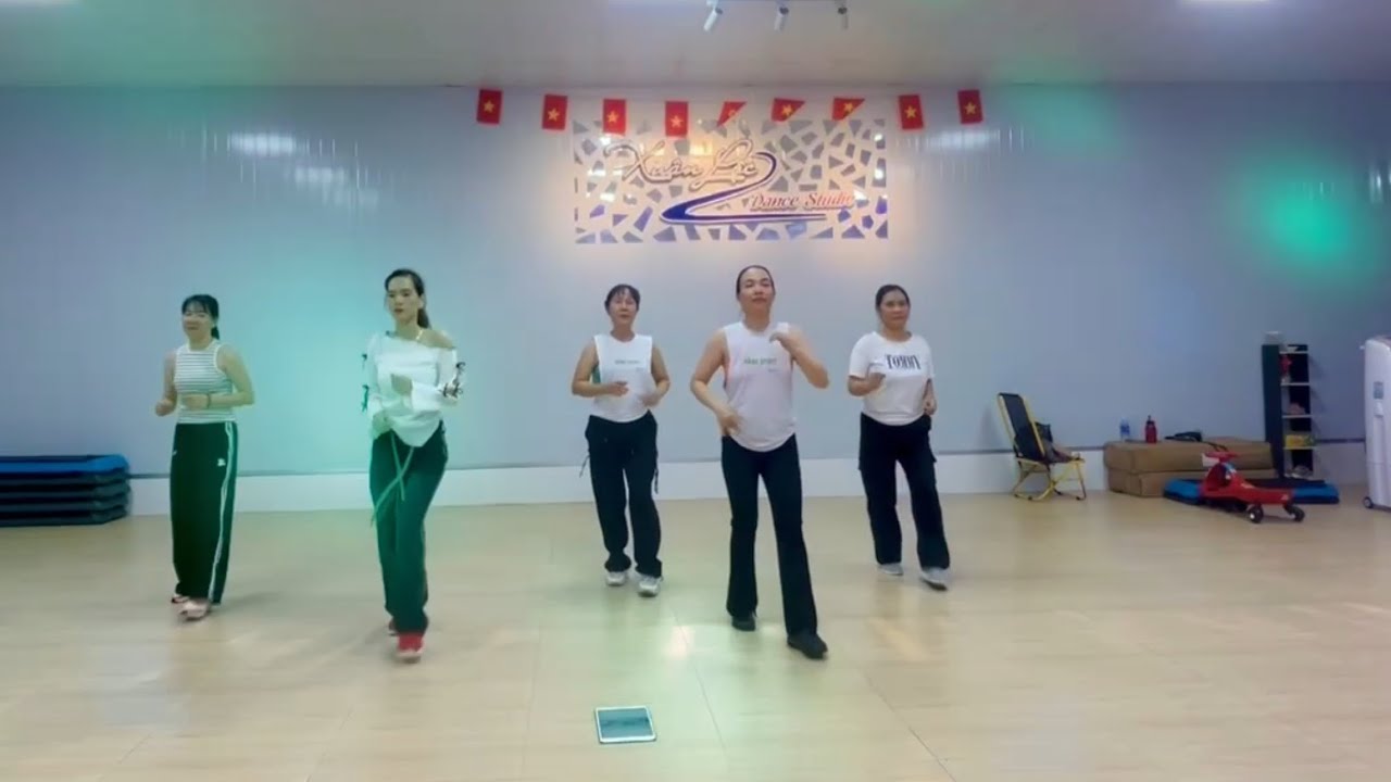 Zumba Sầu Đông