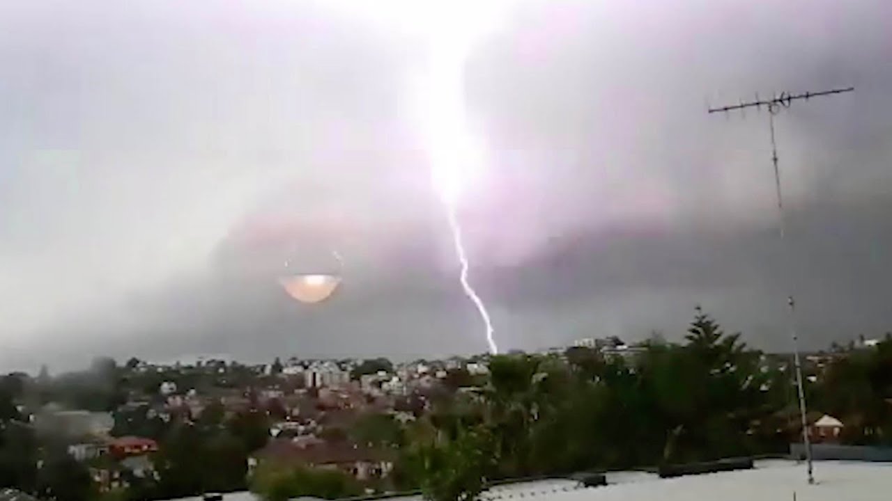 Severe Storm Hits Sydney - YouTube