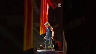 Brian Johnson sorprendido con el público argentino en "Highway To Hell" 🔥 AC/DC