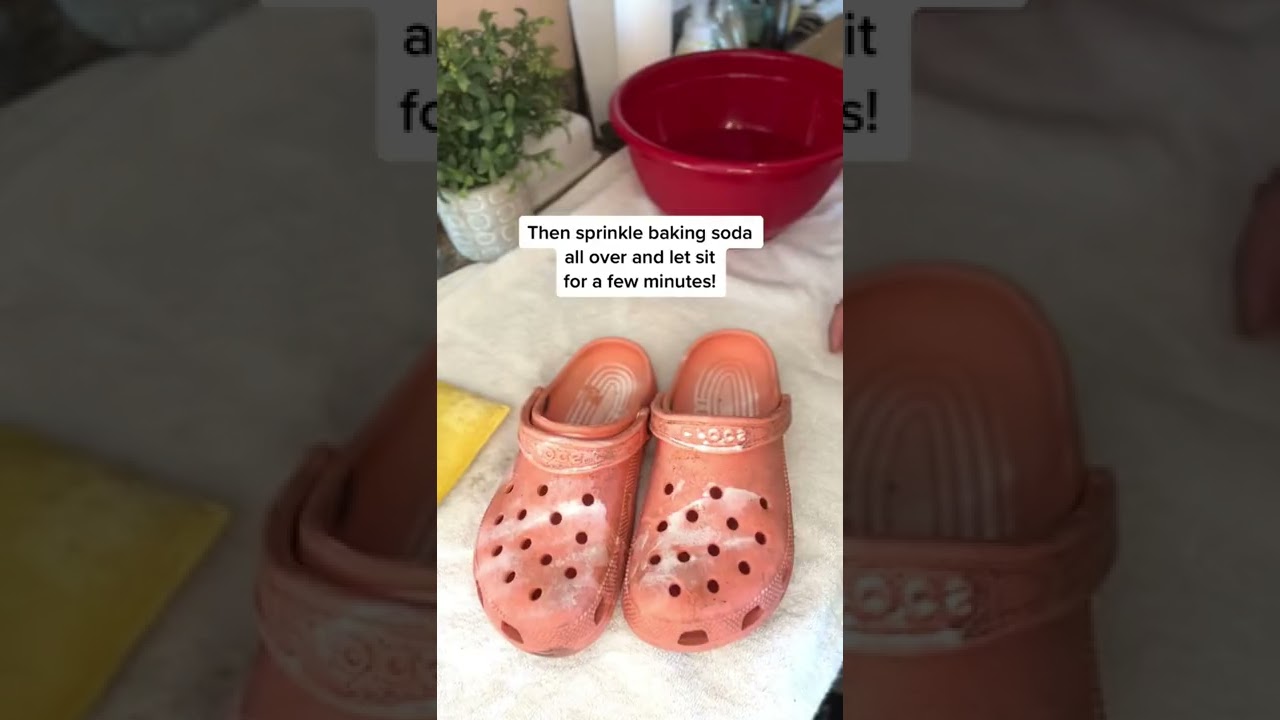 Grab these 3 household items and get cleaner Crocs now! 🐊🧼🧽 (link in description)