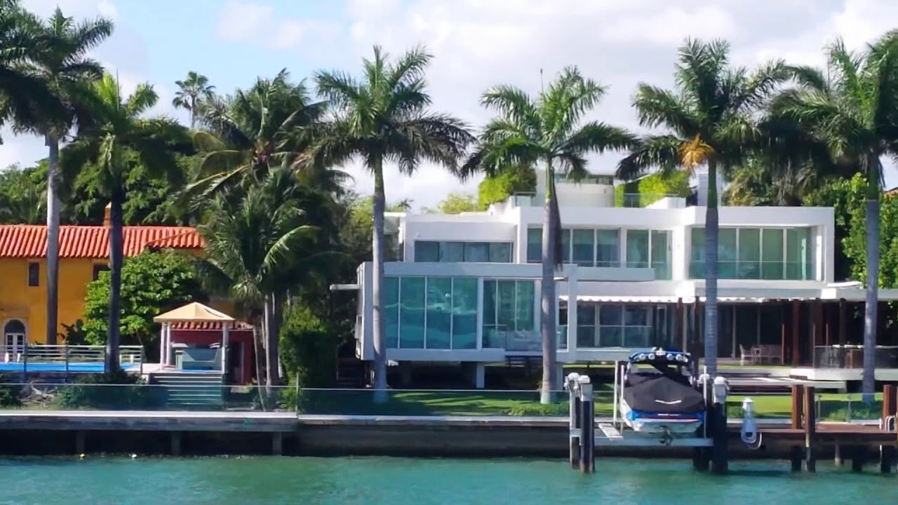 tour of celebrity homes in miami