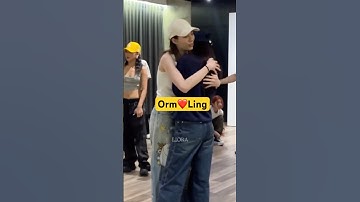 The way Orm hugs Lingling… pure tenderness❤️#lingorm #ormkornnaphat #linglingkwong