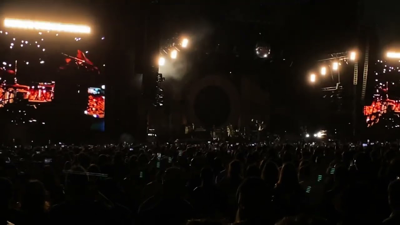 arctic monkeys mexico sculptures of anything goes-brianstorm 06 de octubre foro sol