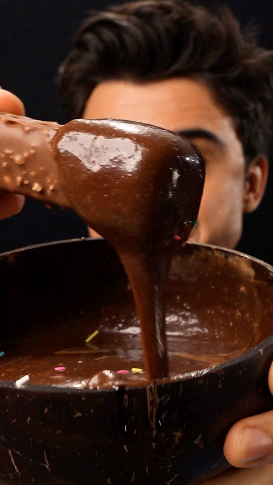 Nutella Chocolate Ice Cream Dipping !!