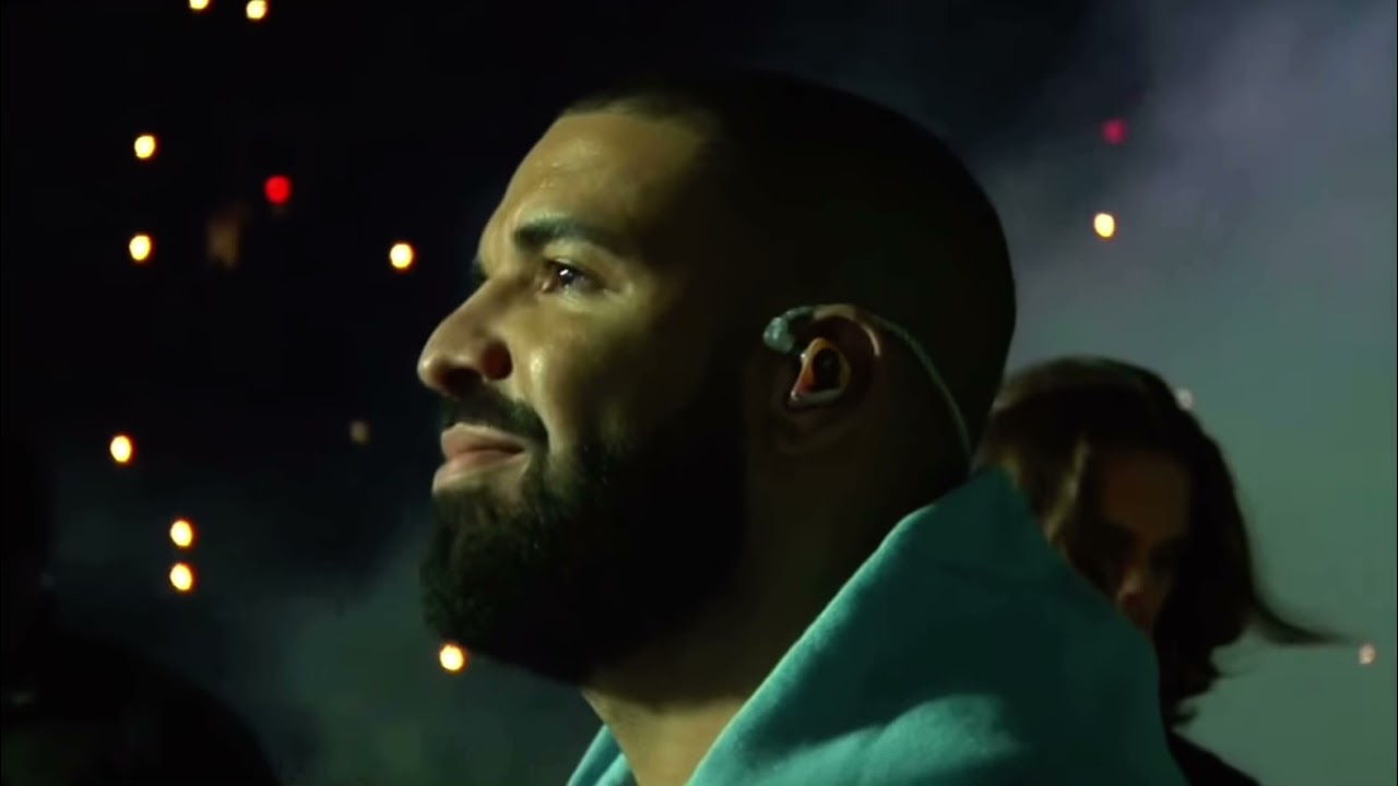 Drake emotional on Runaway - YouTube