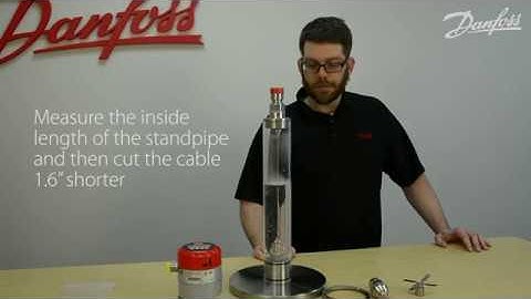How to install a Danfoss AKS4100U liquid level sensor