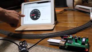 Control Marklin & DCC locomotive using DSpi and Raspberry pi2