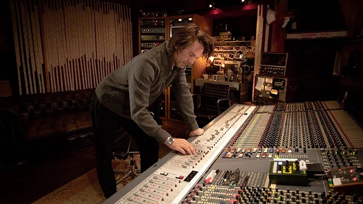 Tom Elmhirst mixing David Bowie's "Lazarus"