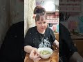 А вы все салаты доели? 😄🫶#мукбанк#mukbang#еданакамеру#читмил#кушаюнакамеру#новогодниесалаты#2026