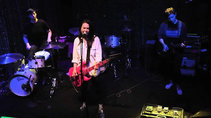 Mitski - Drunk Walk Home (Philadelphia,Pa) 4.26.15