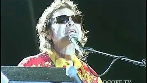 Ronnie Milsap -- interview and live performance
