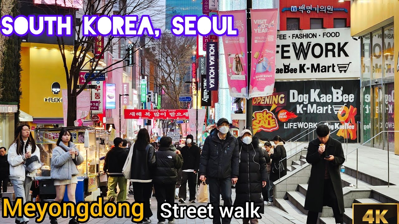 Seoul, Meyongdong Street 4k Walking Tour | Enjoy Korean Beauty products and Korean Street food! 🍜❄️