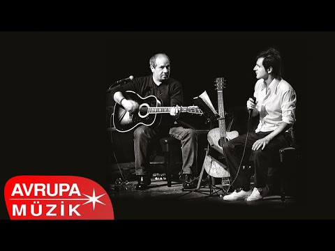 Bülent Ortaçgil &amp; Teoman - Yağmur (Official Audio)