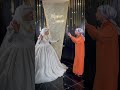 Gelinlik provasında zarafetin sırrı #gelin #modaevi #weddingdress #nisanur