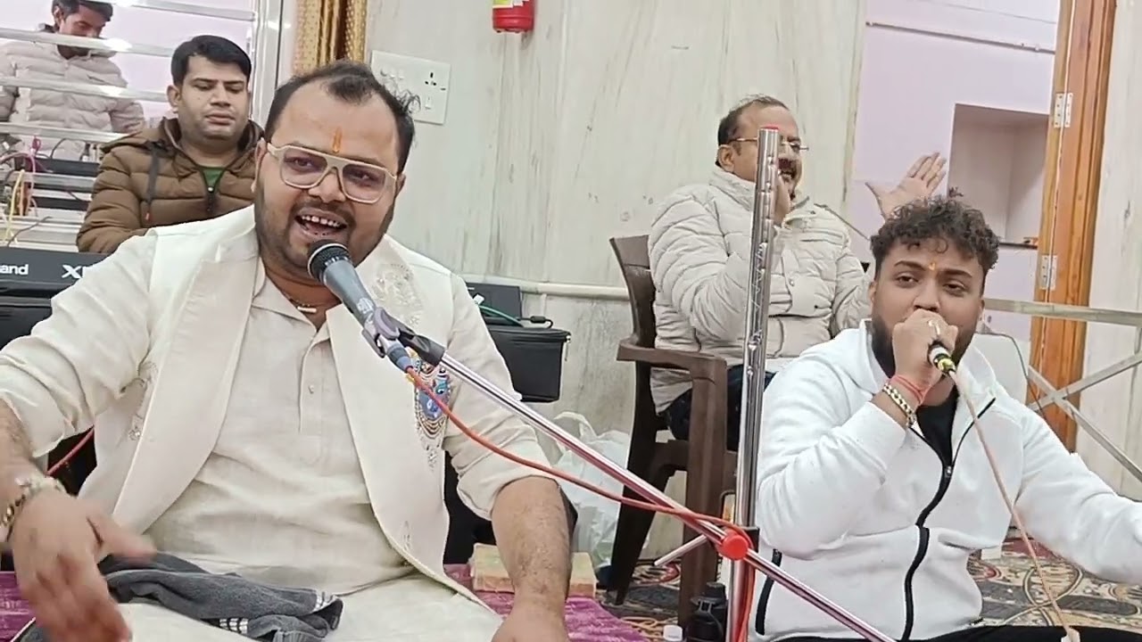 Lakar barbarik ne sath💕❤️💕