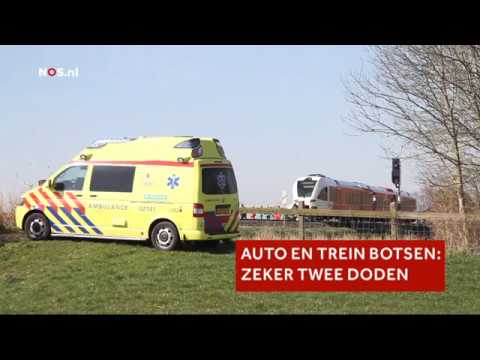 Twee doden bij ongeluk met auto en trein op overweg Harlingen